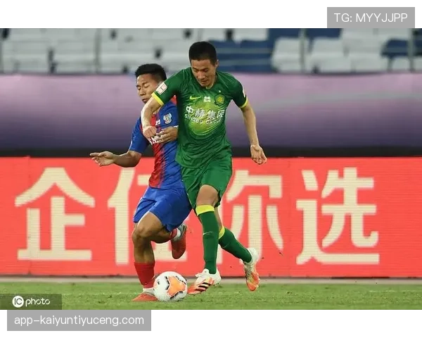 山东泰山防守体系失序，老将坐镇难掩结构性问题