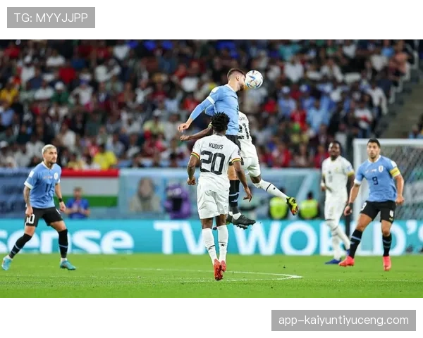 卡瓦尼与苏亚雷斯：终结模式分化，前者更倚重后插上，后者趋向禁区持球